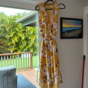 Bar III size 4 floral wrap dress